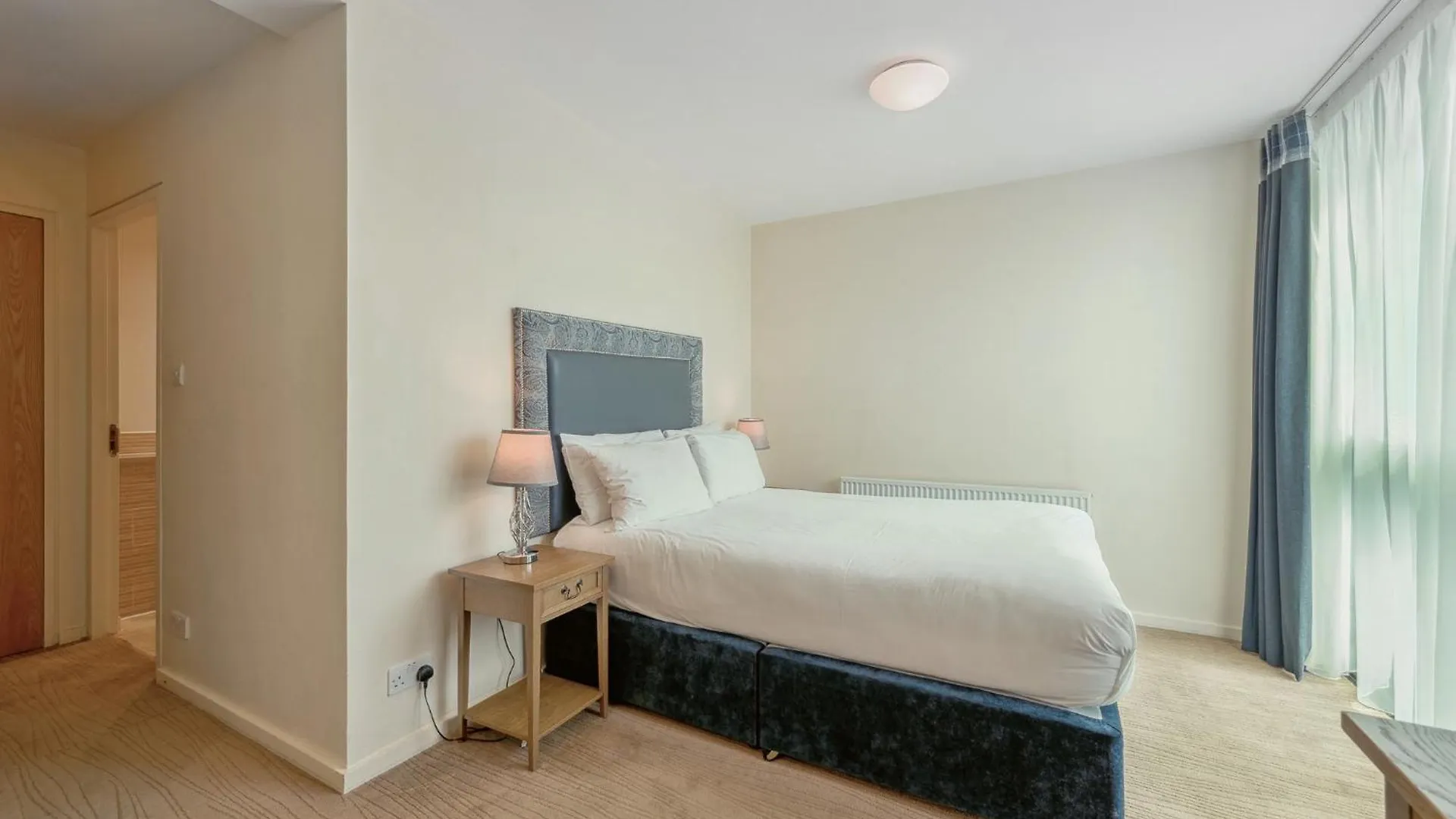 Princes Street Suites EDI 4*,  Großbritannien