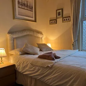 Privatunterkunft Cosy Town House 