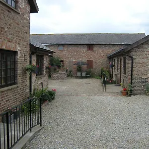 Holiday home Thompsons Arms 