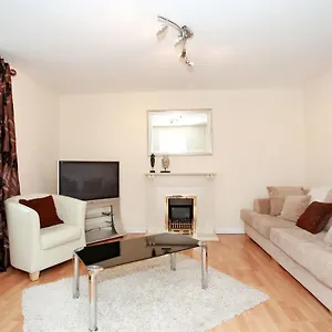 Apartment Fonthill 