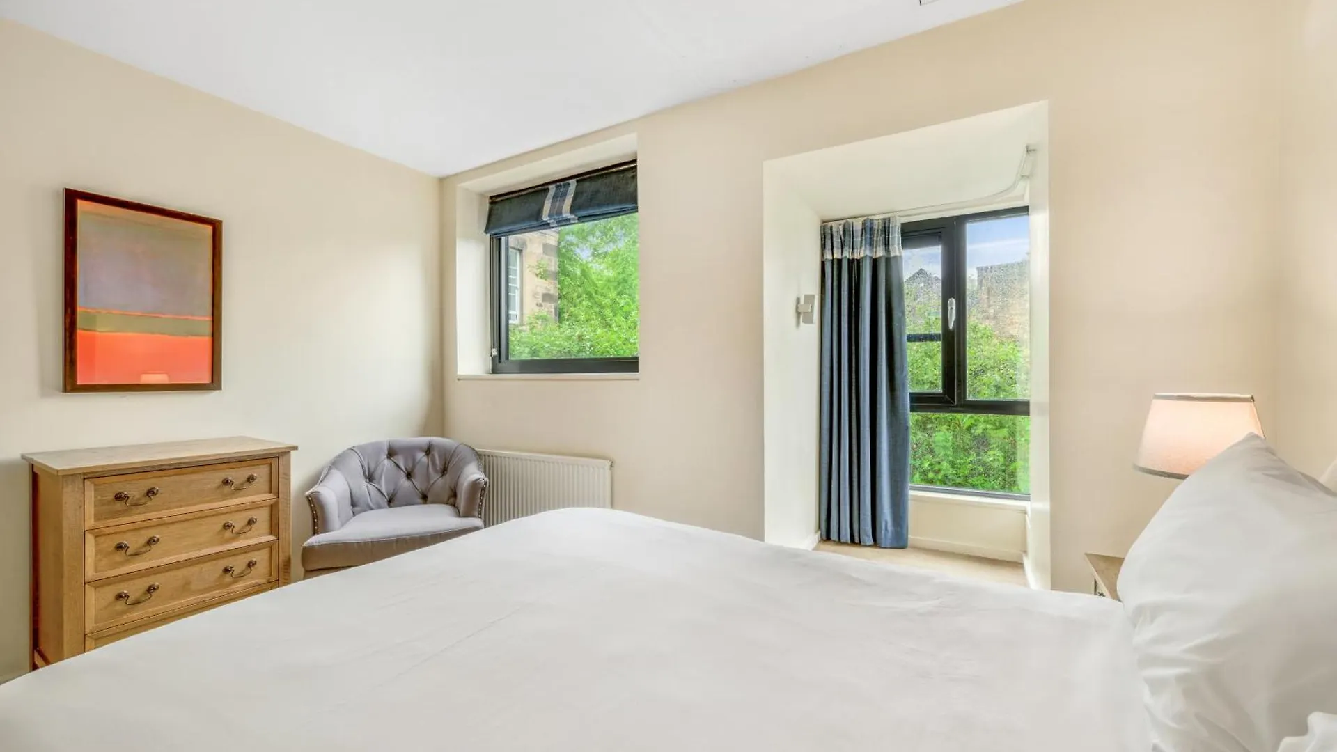 Aparthotel Princes Street Suites Edinburgh