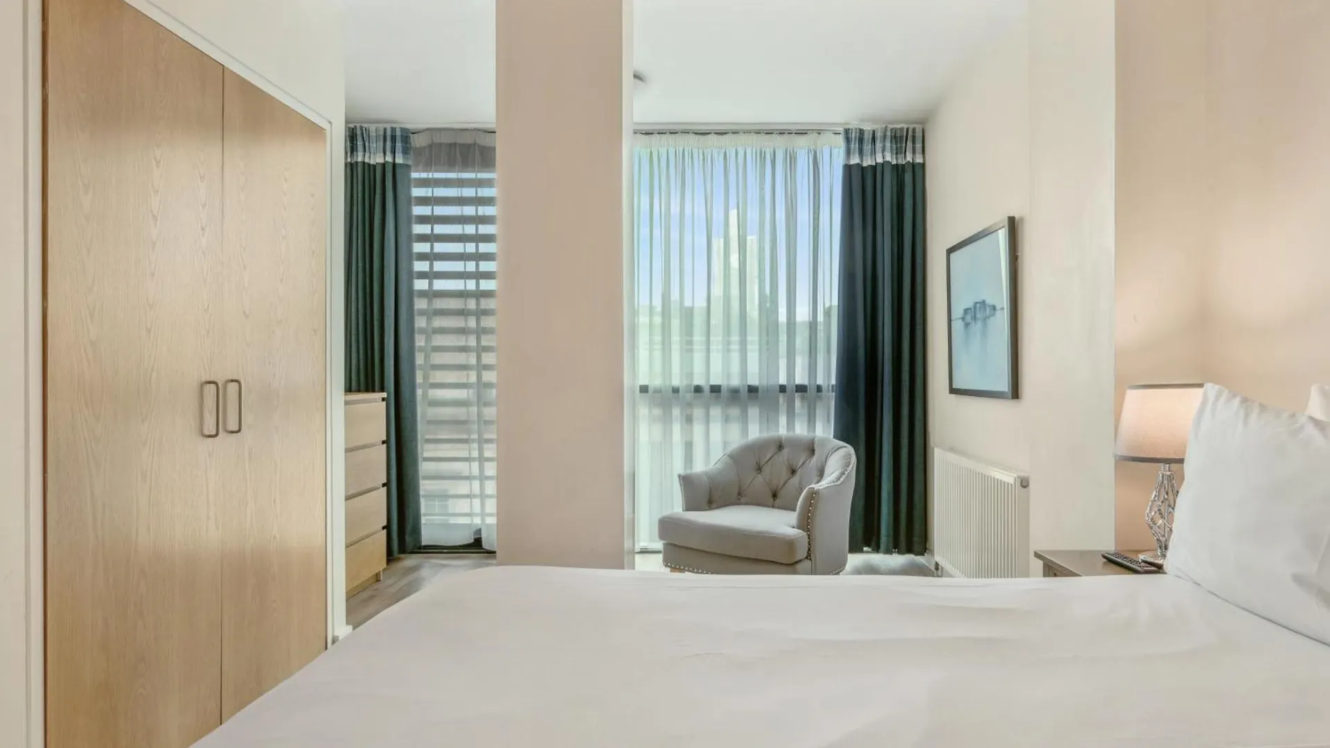 Princes Street Suites Эдинбург Апарт-отель
