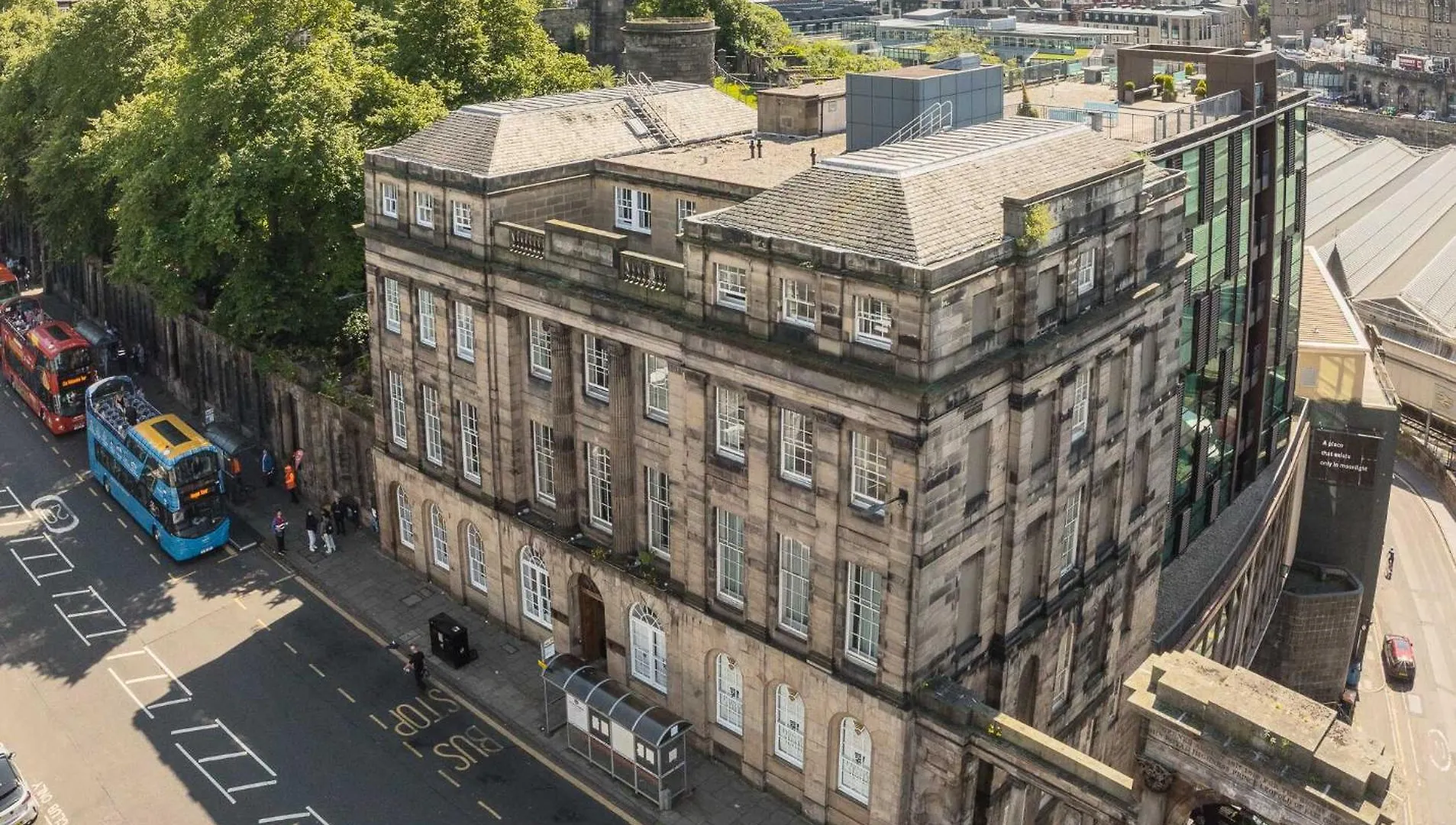Princes Street Suites Эдинбург