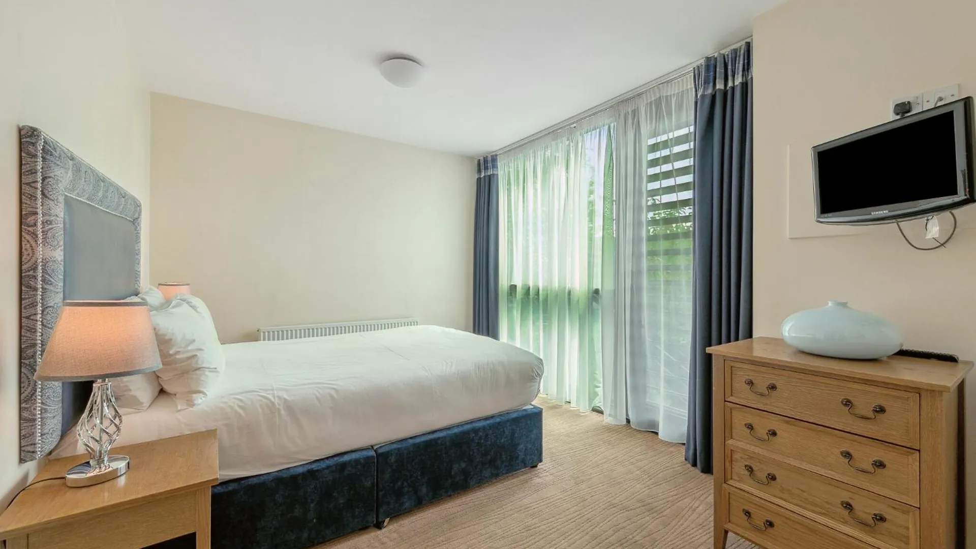 Princes Street Suites Edinburgh