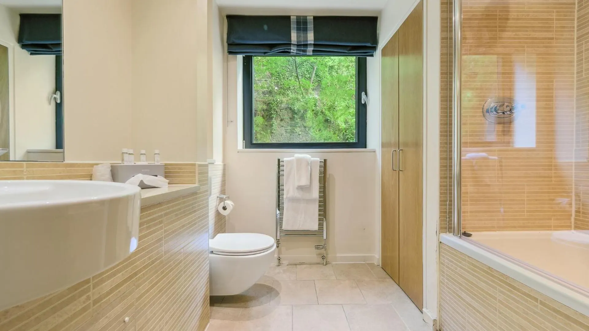 Апарт-отель Princes Street Suites Эдинбург