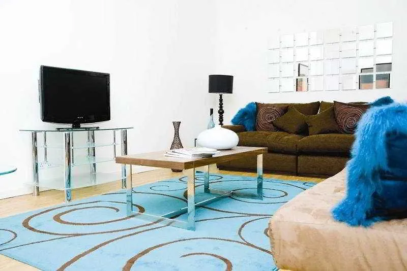Princes Street Suites Edinburgh Aparthotel